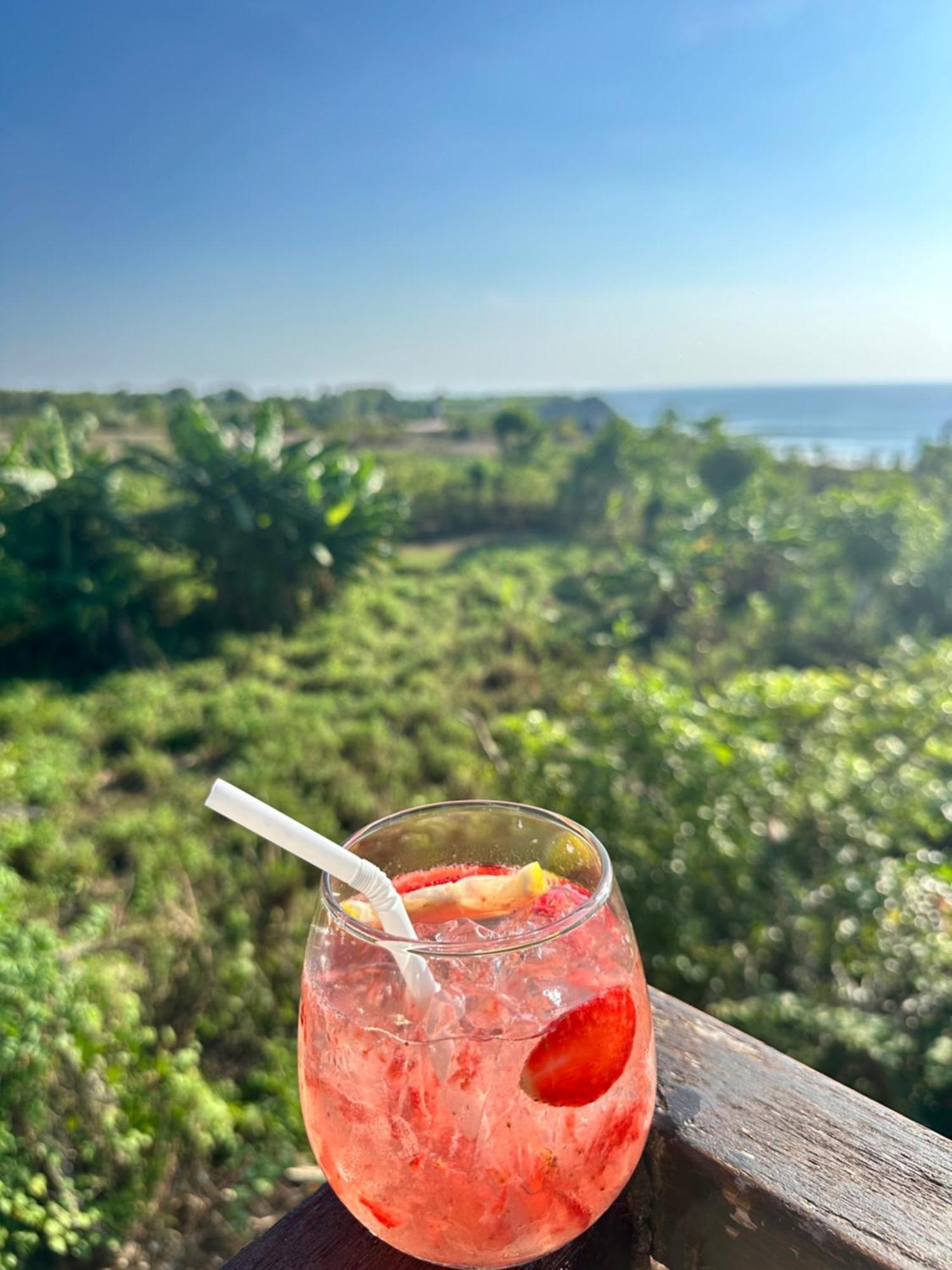 Balangan Surf Resort Jimbaran Eksteriør billede