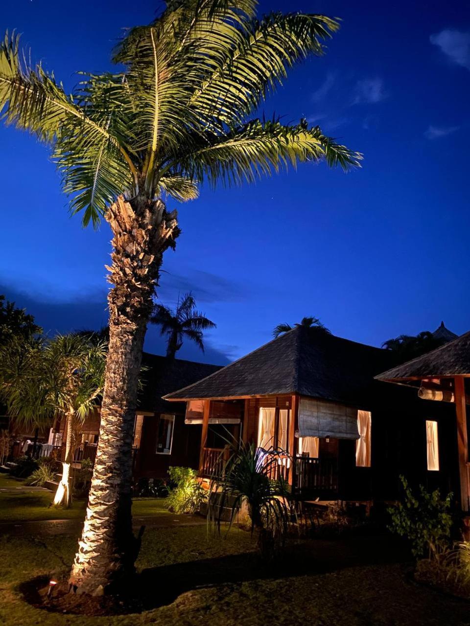 Balangan Surf Resort Jimbaran Eksteriør billede
